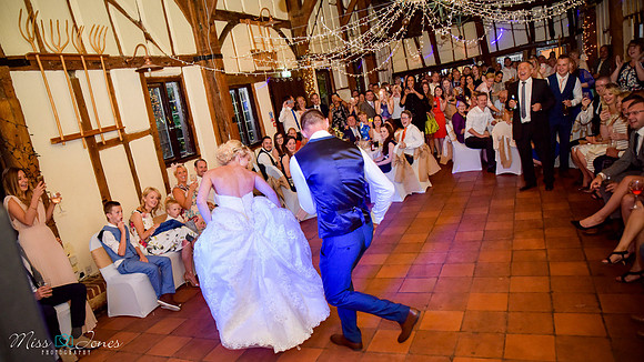barns-hotel-wedding-photographer-009