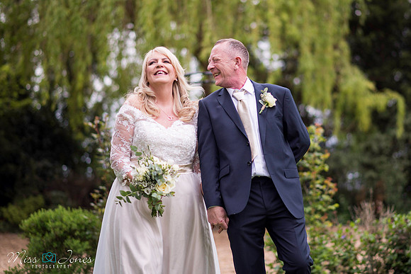 wedding-photographer-stanwick-hotel-004-2